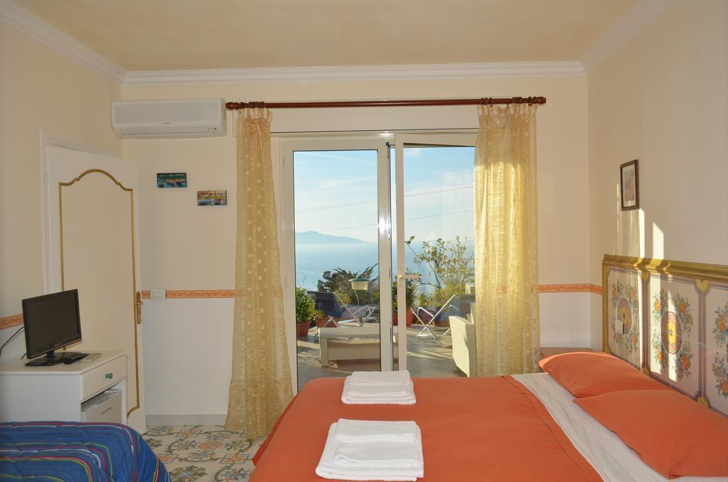 Le Ginestre Di Capri Bb & Holiday House Anacapri  Exterior photo