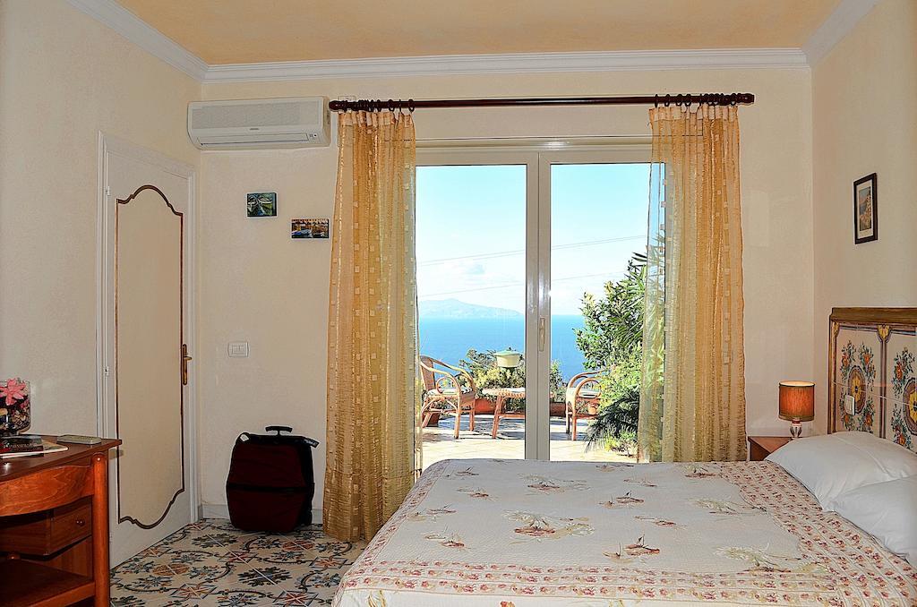 Le Ginestre Di Capri Bb & Holiday House Anacapri  Exterior photo