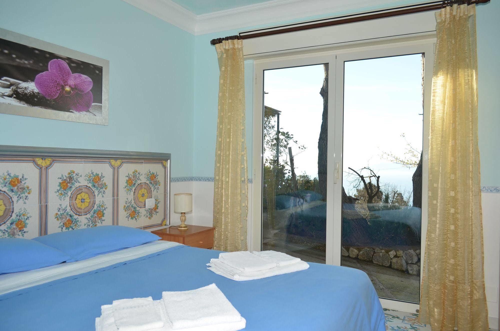 Le Ginestre Di Capri Bb & Holiday House Anacapri  Exterior photo