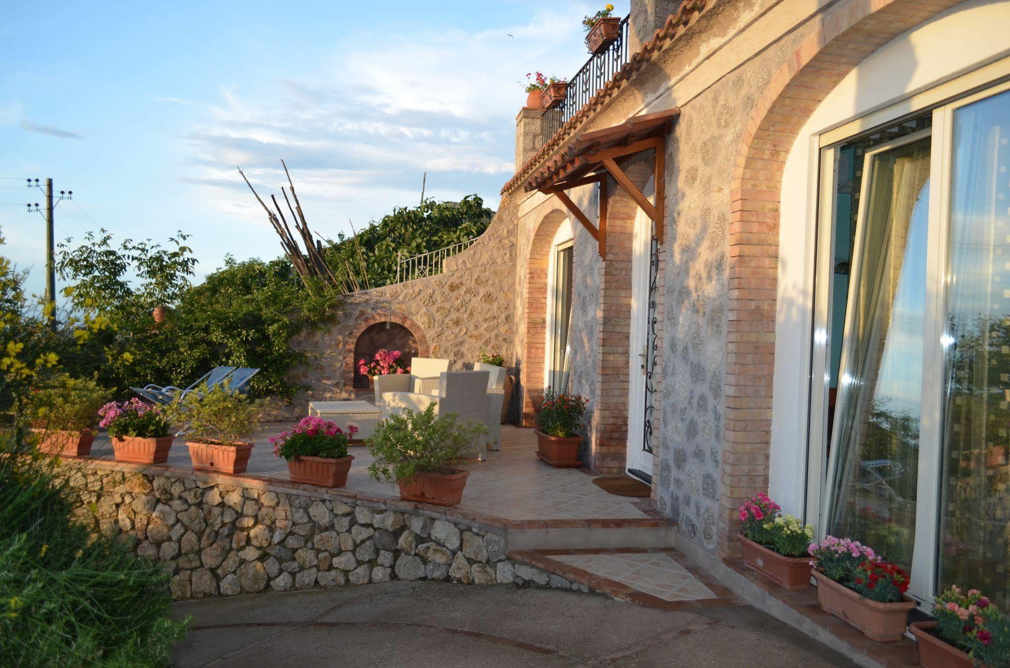 Le Ginestre Di Capri Bb & Holiday House Anacapri  Exterior photo